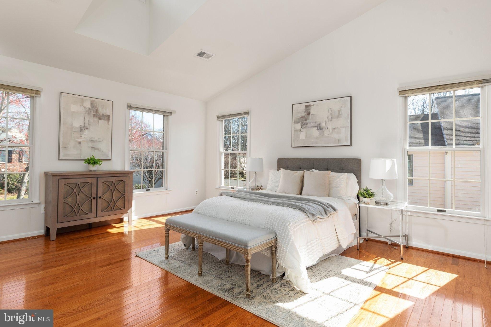 Comerford Dr, Fairfax Station, VA 22039