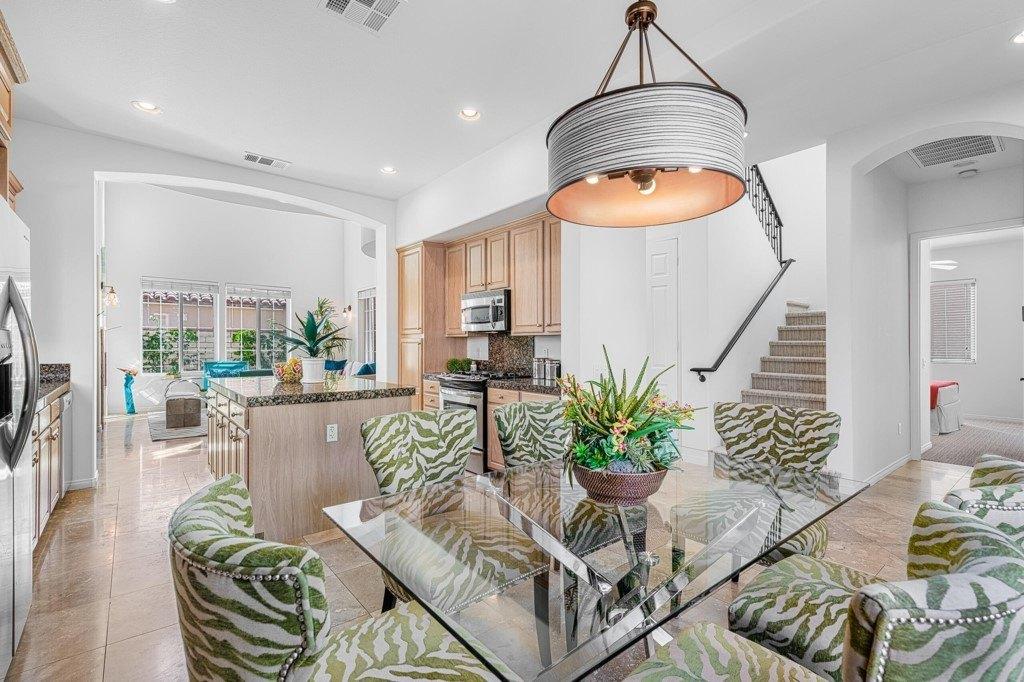 Zafiro Ct, Palm Springs, CA 92264