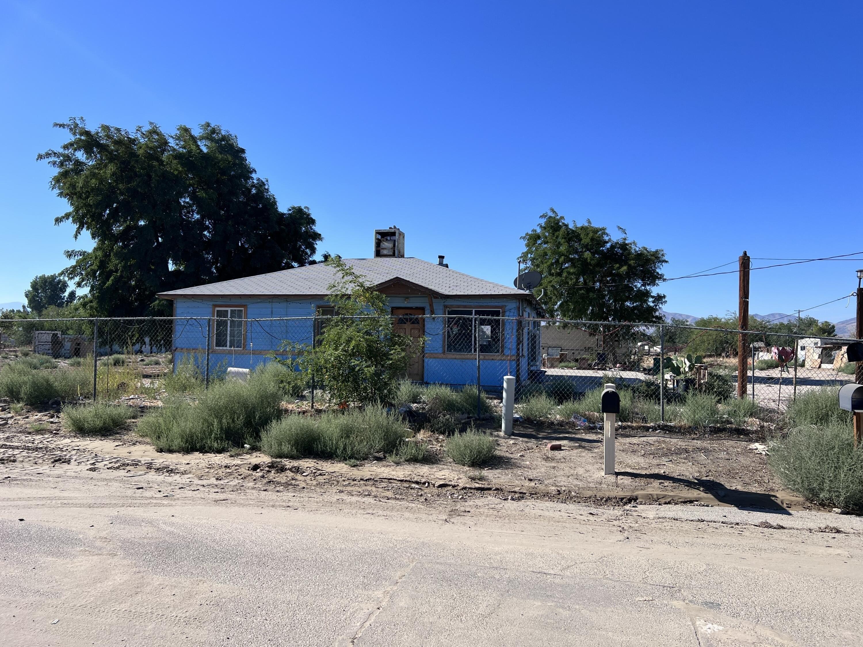 E Avenue R, Littlerock, CA 93543
