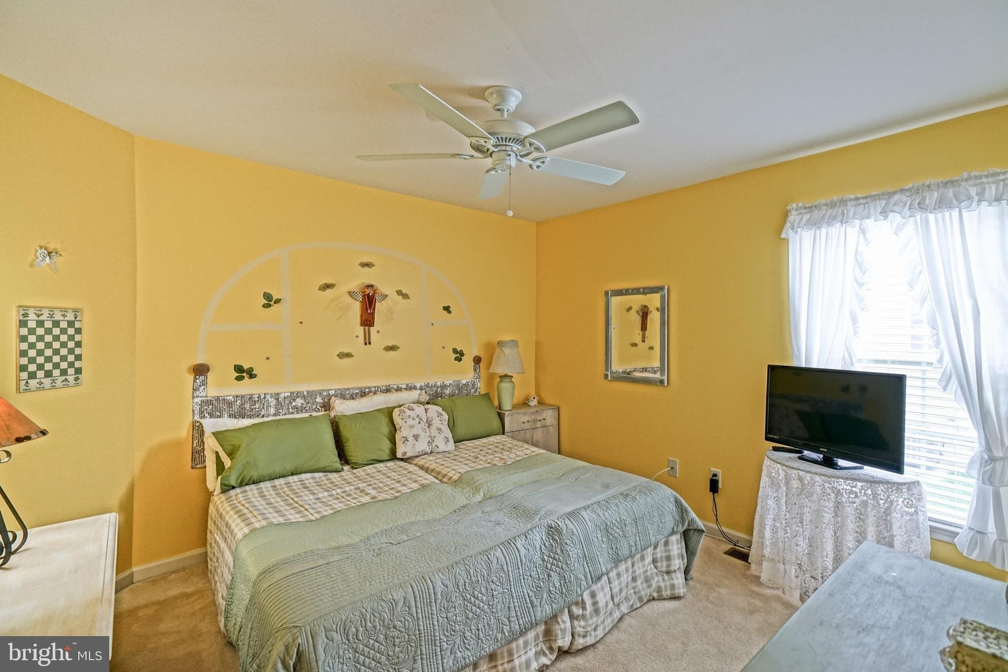 Sandstone Dr, Lewes, DE 19958