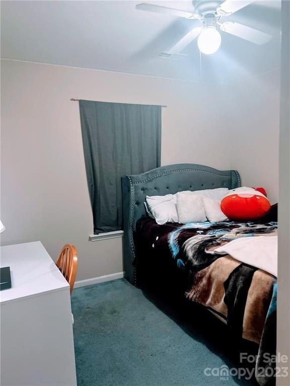 Oakwood Rd, Charlotte, NC 28269