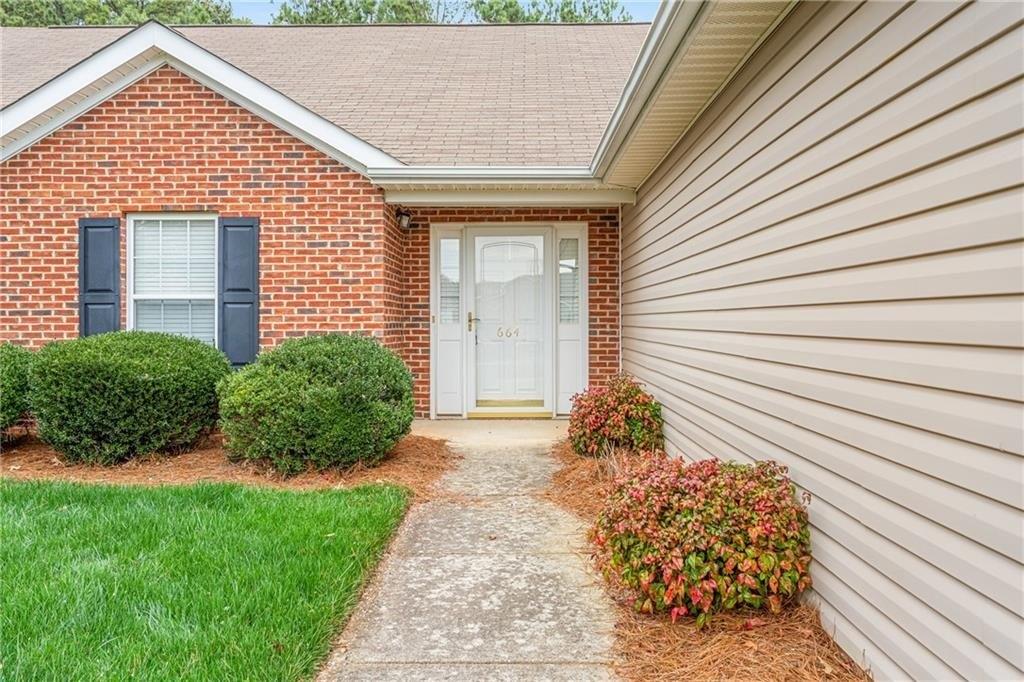 Huntingdon St, Elon, NC 27244