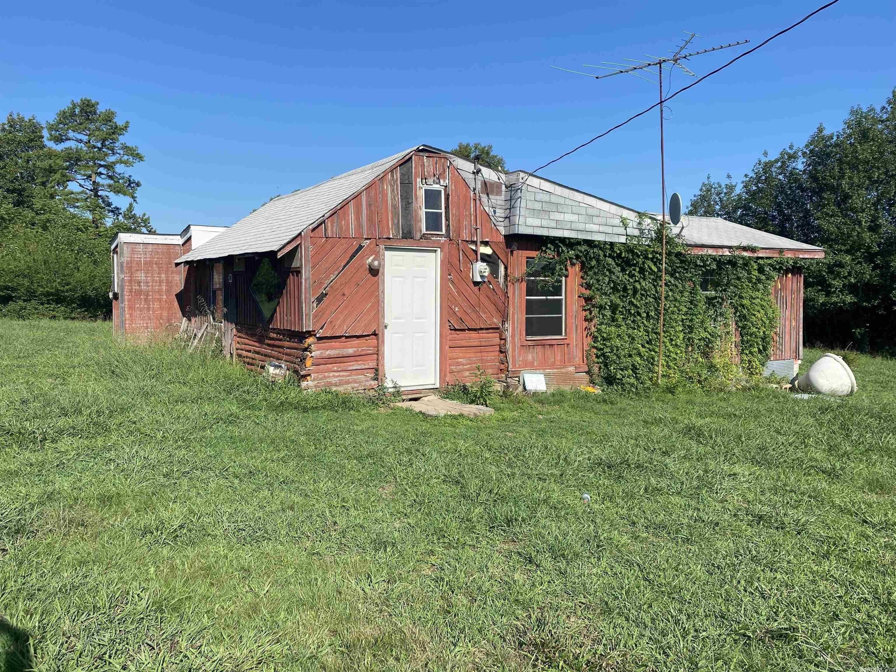 Otis Rd, Clinton, AR 72031