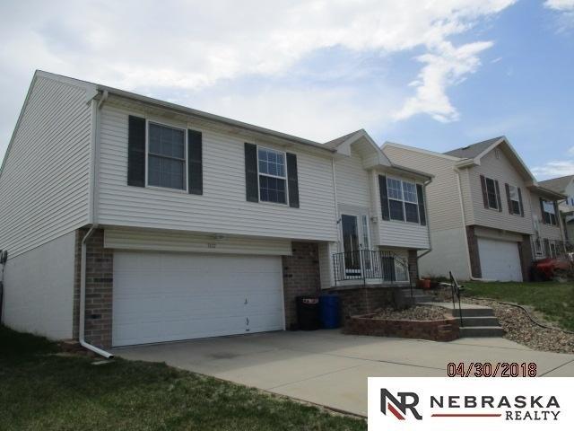 Mary St, Omaha, NE 68122