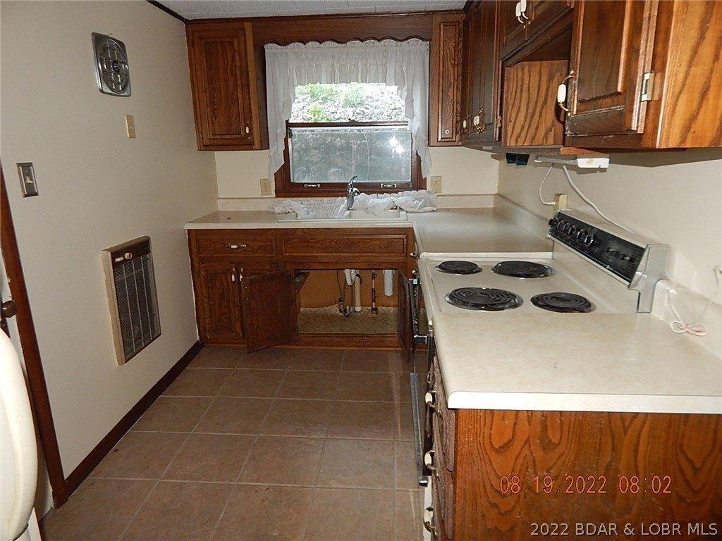 Shoe Lace Dr, Camdenton, MO 65020
