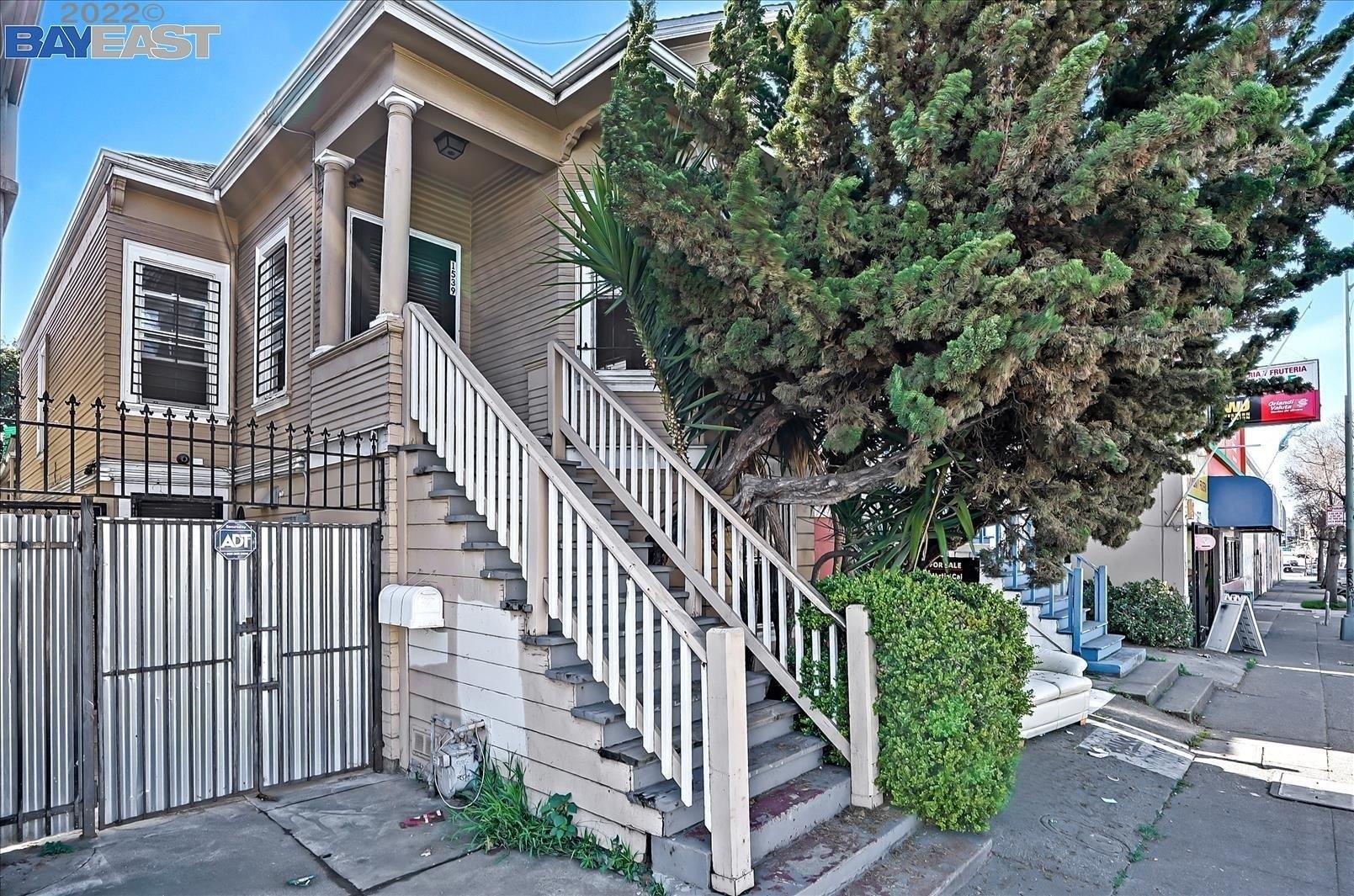 International Blvd, Oakland, CA 94606