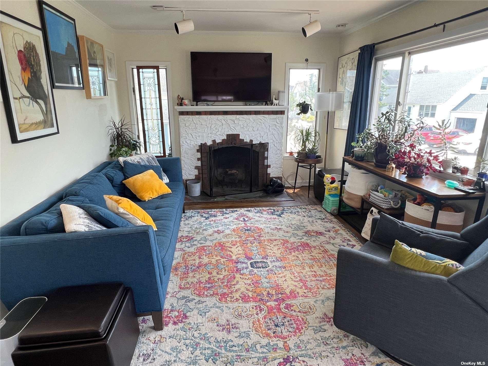 Freeport Ave, Point Lookout, NY 11569