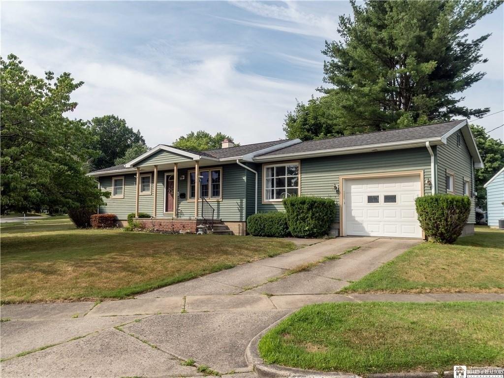 Delaware Ave, Jamestown, NY 14701