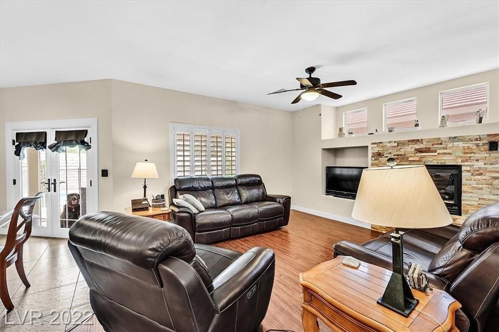 Cascade Pools Ave, Las Vegas, NV 89131