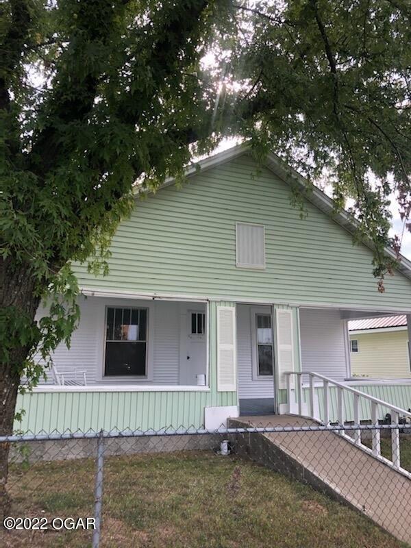 S Michigan Ave, Joplin, MO 64801