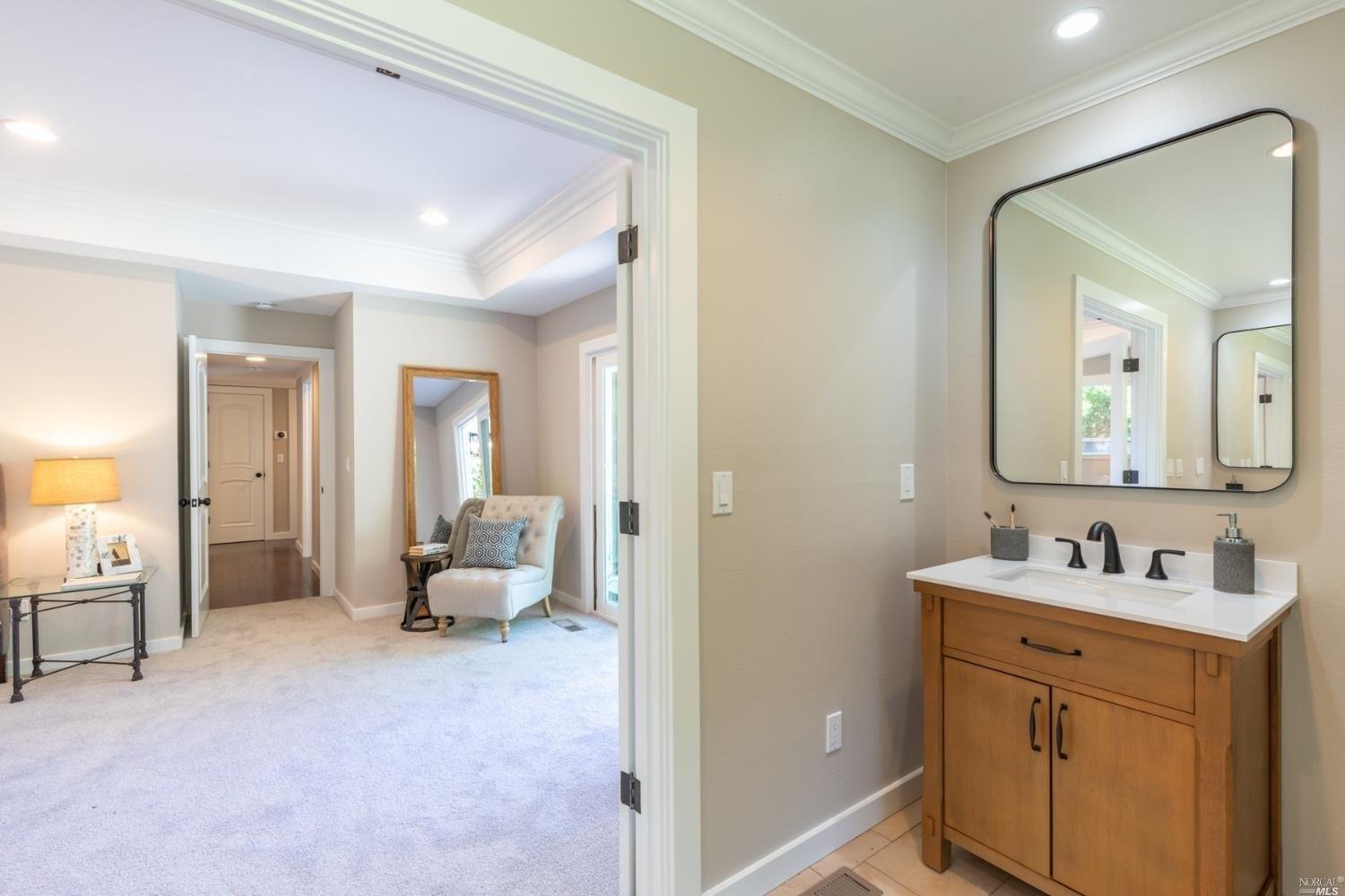 Kaanapali Dr, Napa, CA 94558