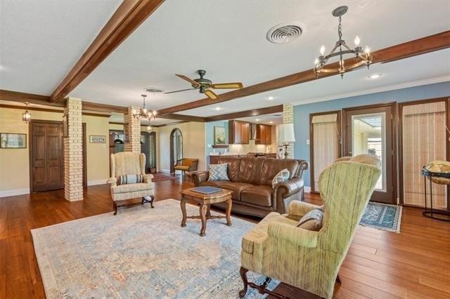 S Chateau Cir, Lake Charles, LA 70605