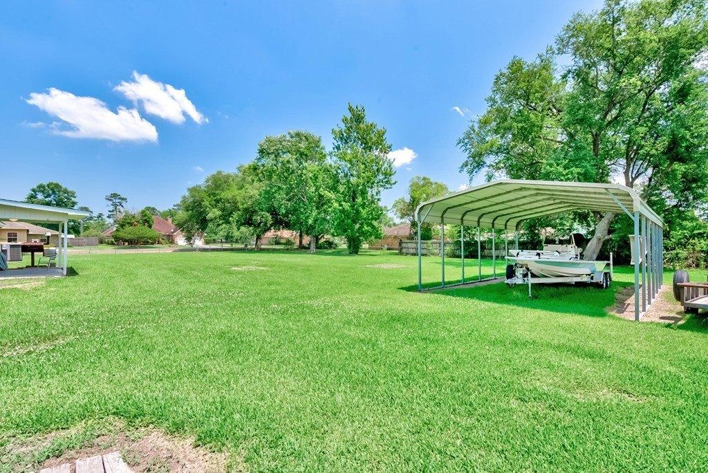 Bradford St, Bridge City, TX 77611