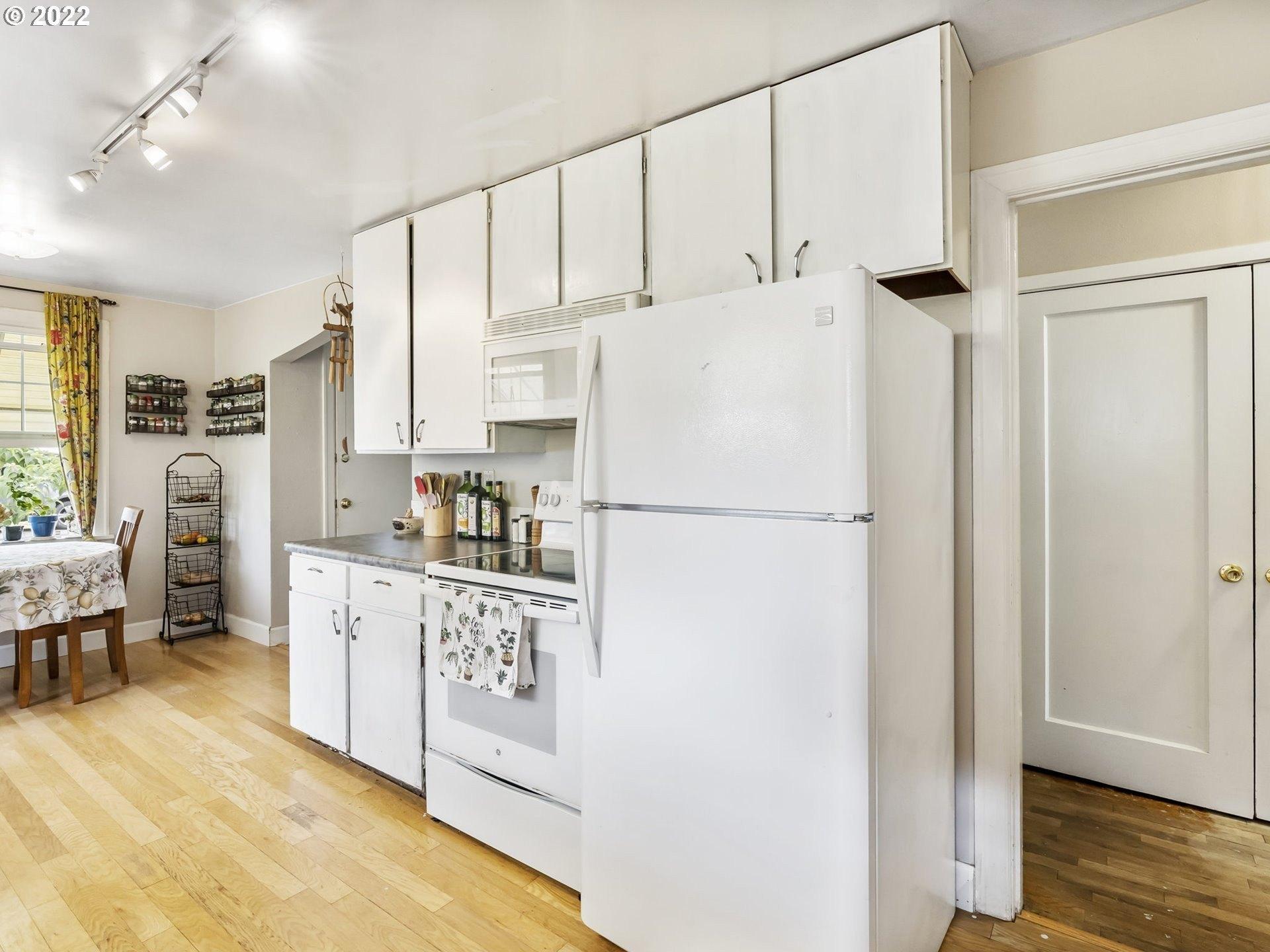 Nw Rachel St, Hillsboro, OR 97124
