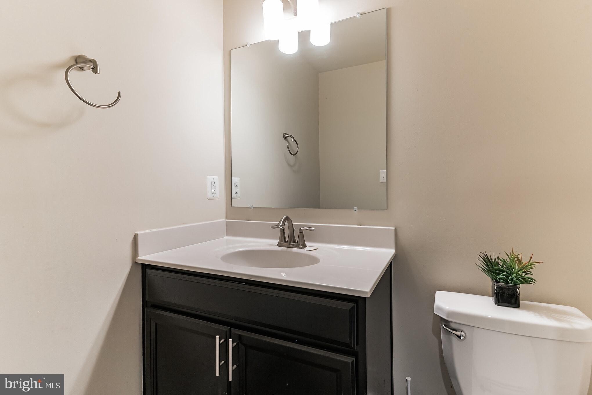 Saint Luke Dr, White Plains, MD 20695