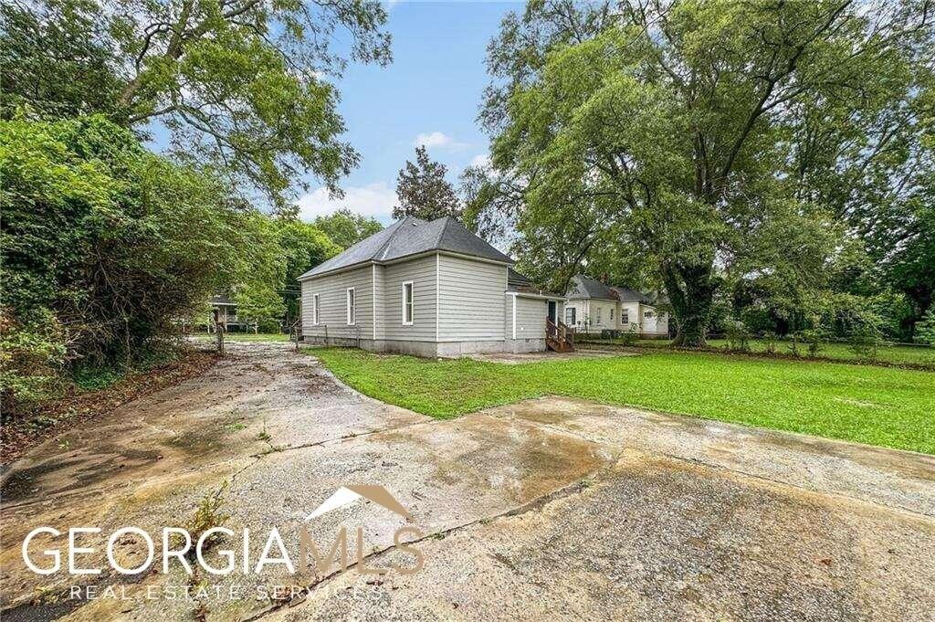 Derrick St, Hampton, GA 30228