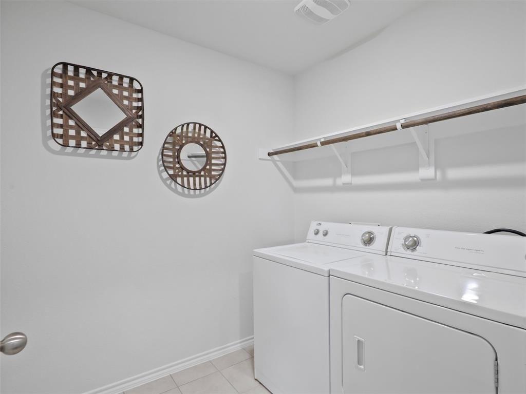 Bracken Dr, Aubrey, TX 76227