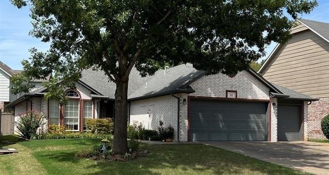 S Redwood Ave, Broken Arrow, OK 74012