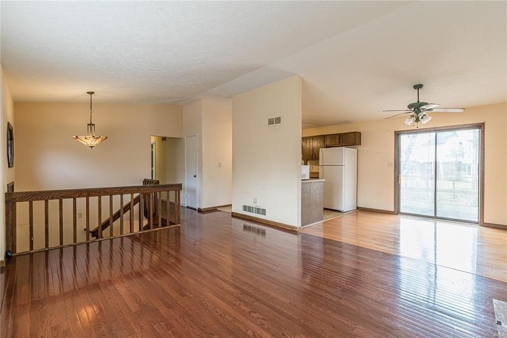 S Springwood Dr Sw, Smyrna, GA 30082