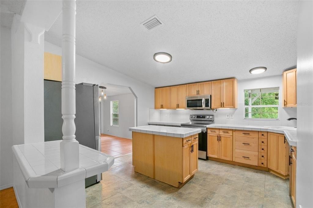 Mildred Bass Rd, Saint Cloud, FL 34772