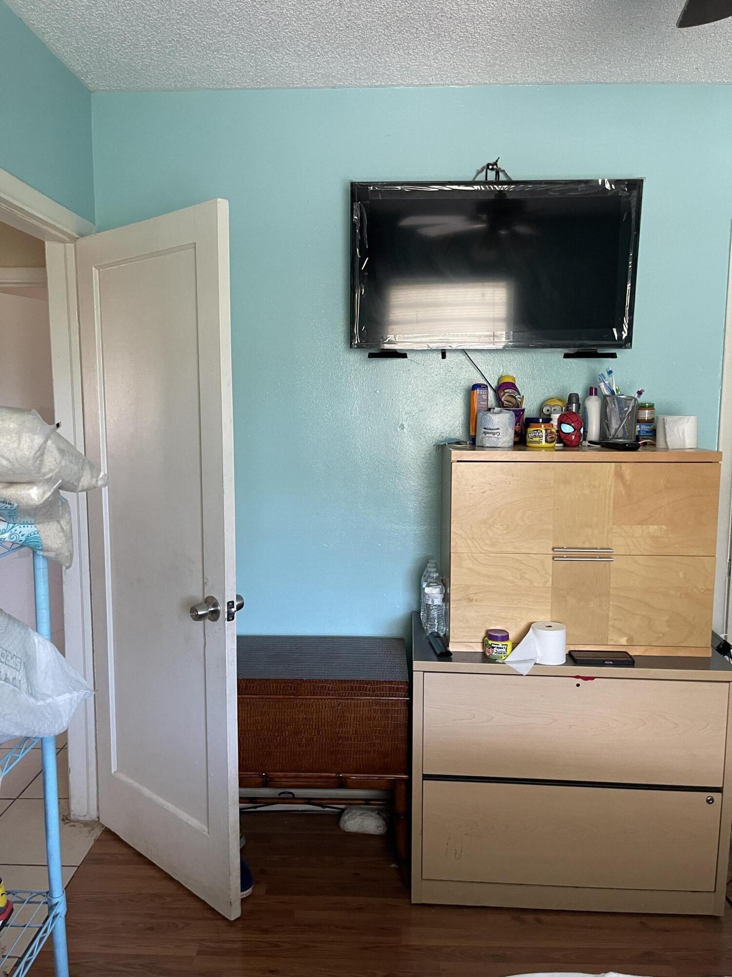 15th Ave S, Lake Worth, FL 33460