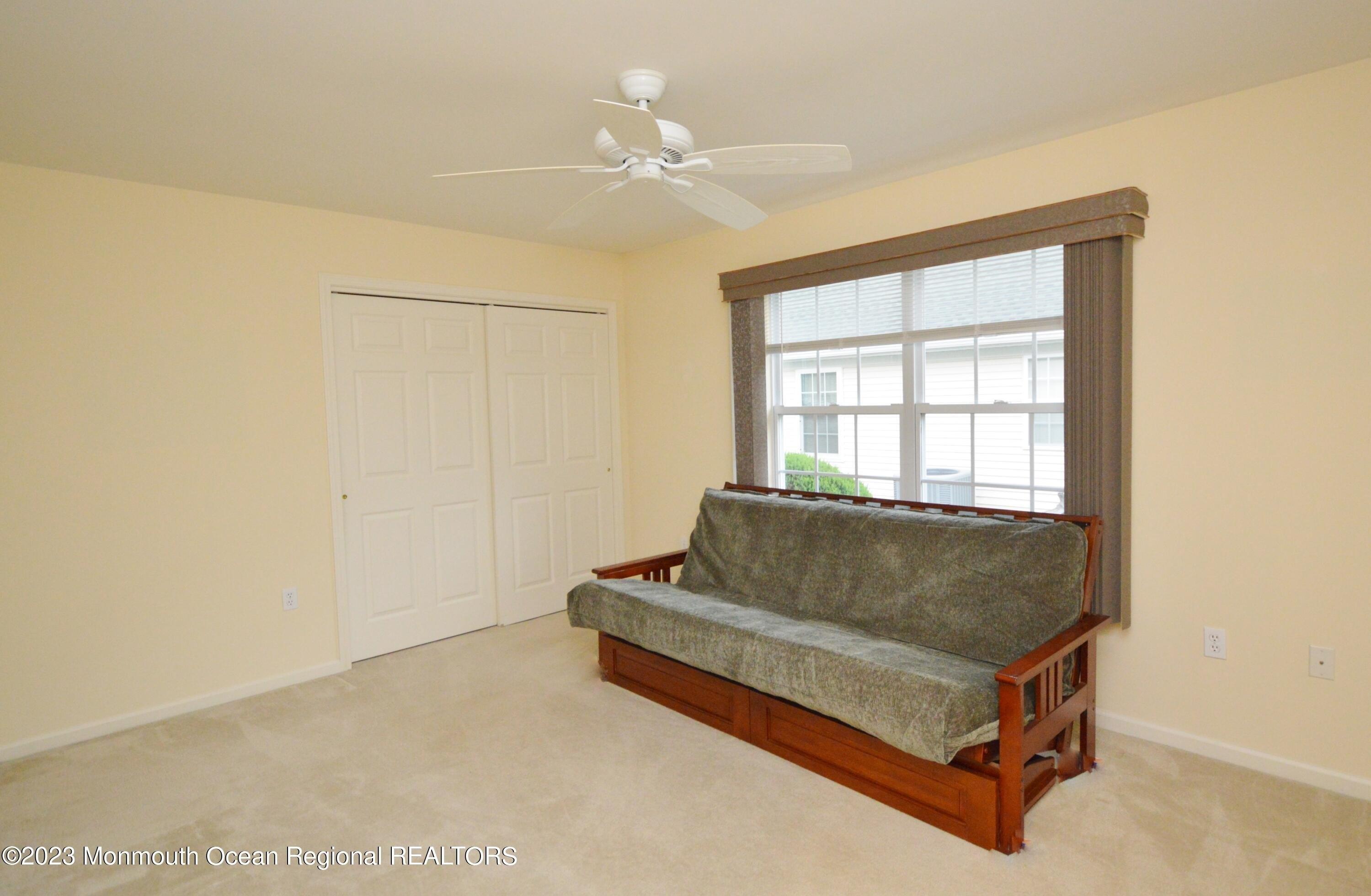 Dillon Ln, Toms River, NJ 08755