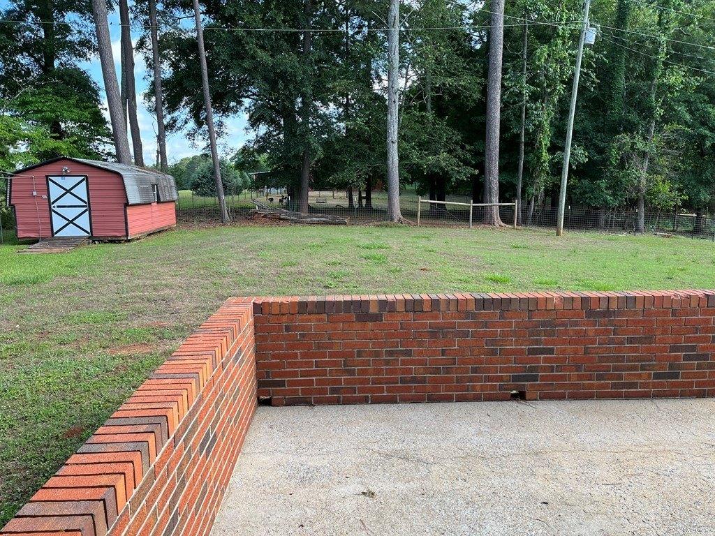 Sharp Dr, Carrollton, GA 30117