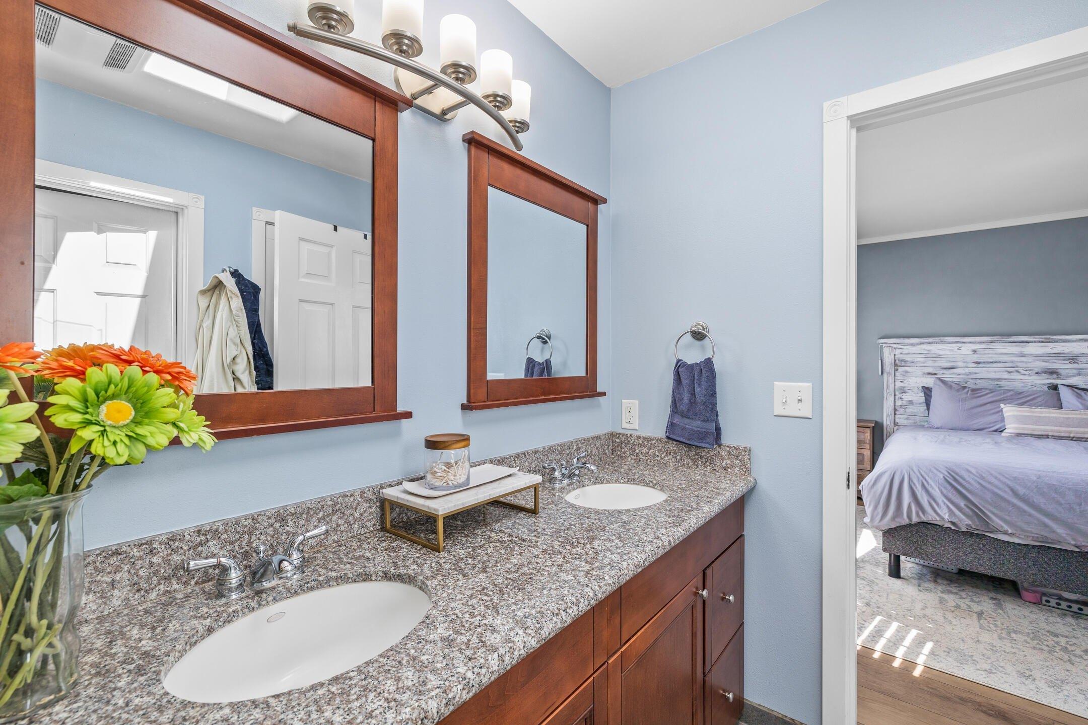 Valley View Dr, John Day, OR 97845