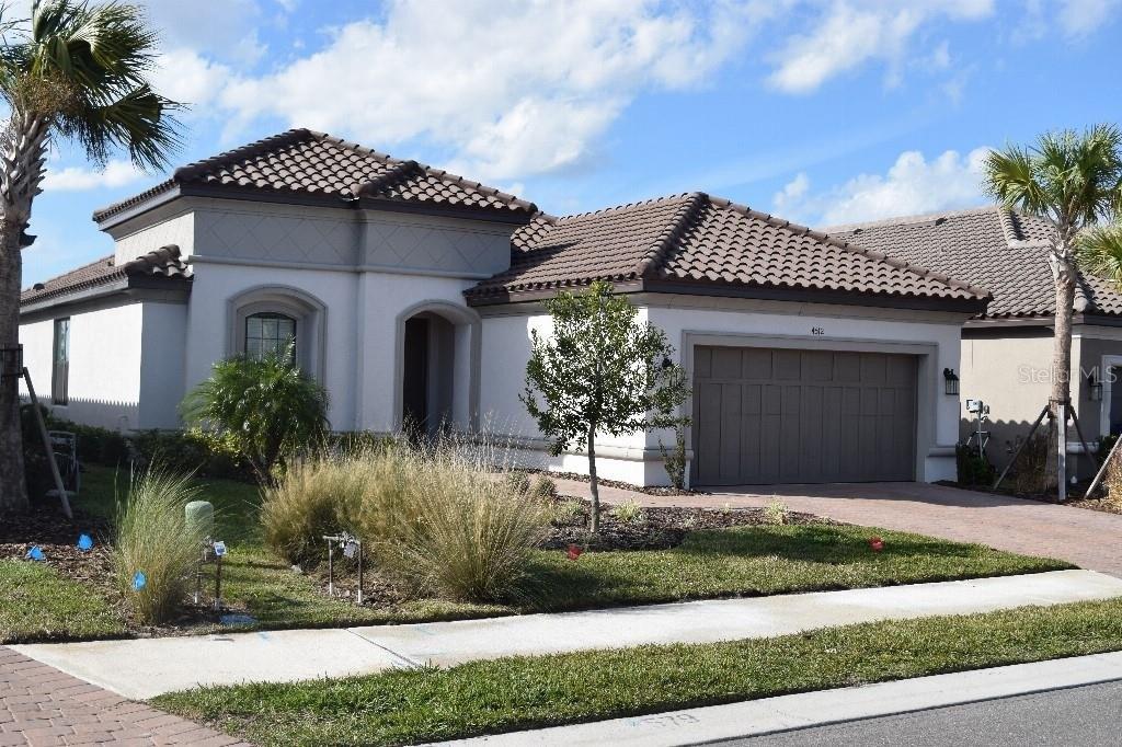 Crestpoint Way, Palmetto, FL 34221