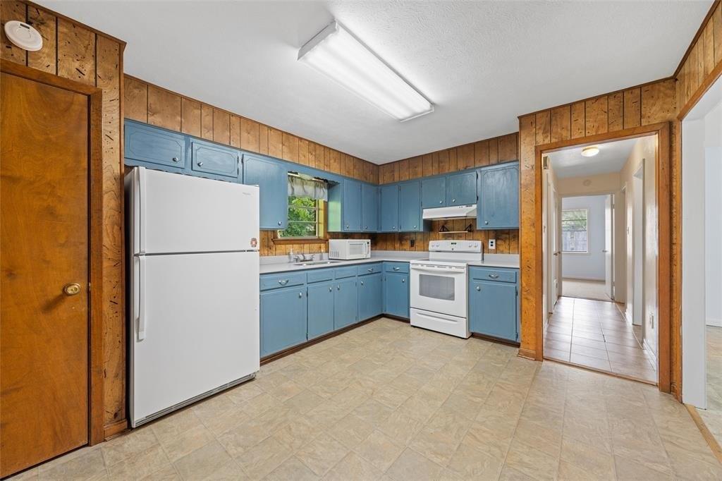 Dejay St, Fairfield, TX 75840