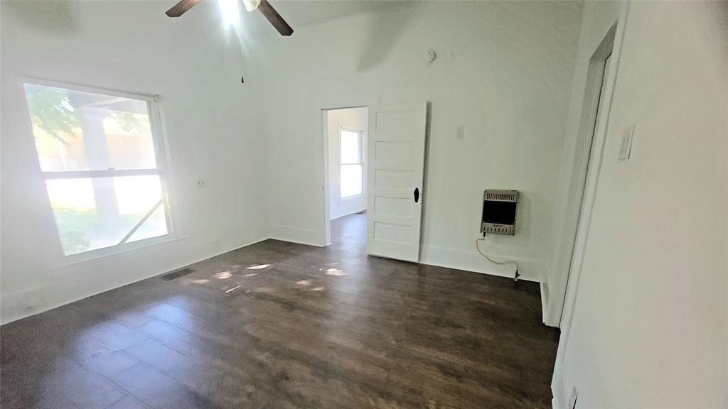 S Weatherford St, Chico, TX 76431