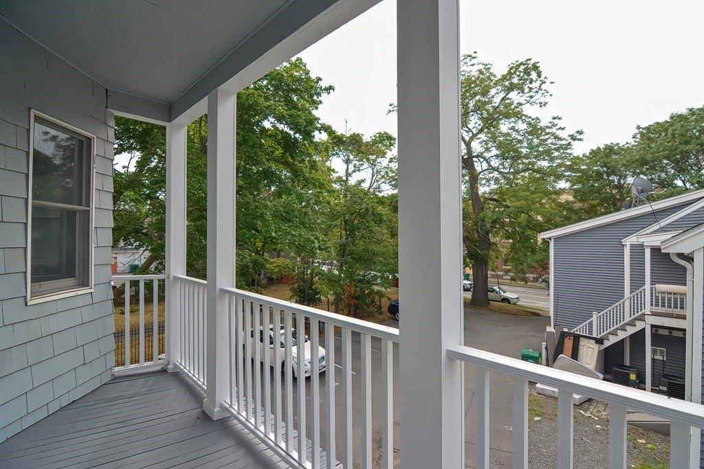 Broad St, Lynn, MA 01902