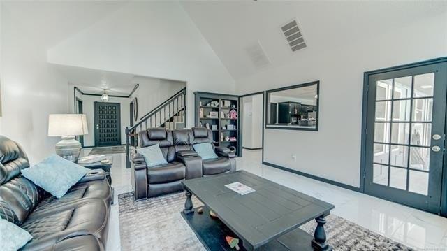 Pioneer Rd, Sapulpa, OK 74066