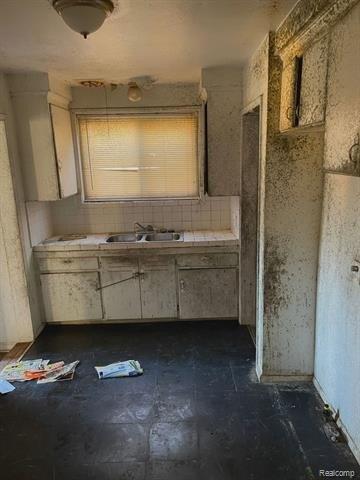 Westmoreland Rd, Detroit, MI 48219