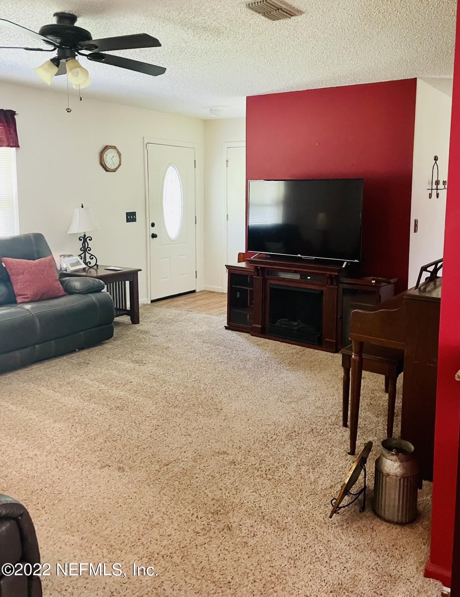 Towering Pines Dr, Jacksonville, FL 32220
