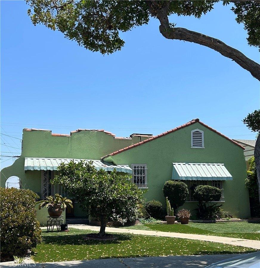 S Wilton Pl, Los Angeles, CA 90047