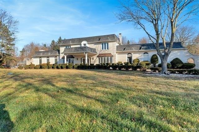 Napier Rd, Canton, MI 48187