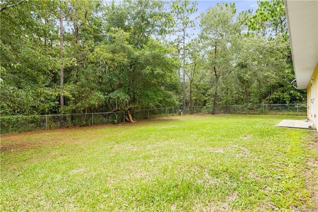 E Rogers St, Inverness, FL 34453