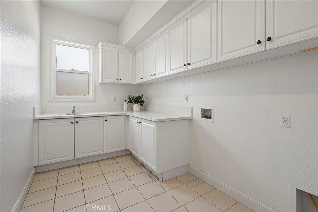 Umbria Way, Yorba Linda, CA 92886