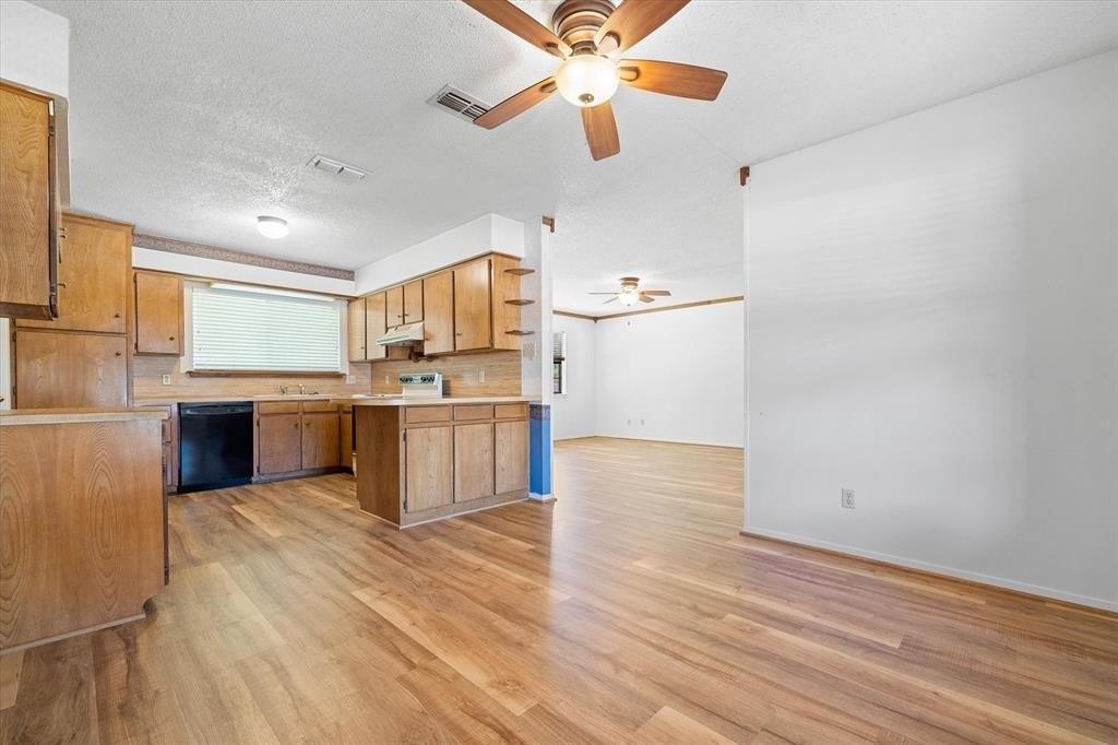 Lisa Cir, Canton, TX 75103