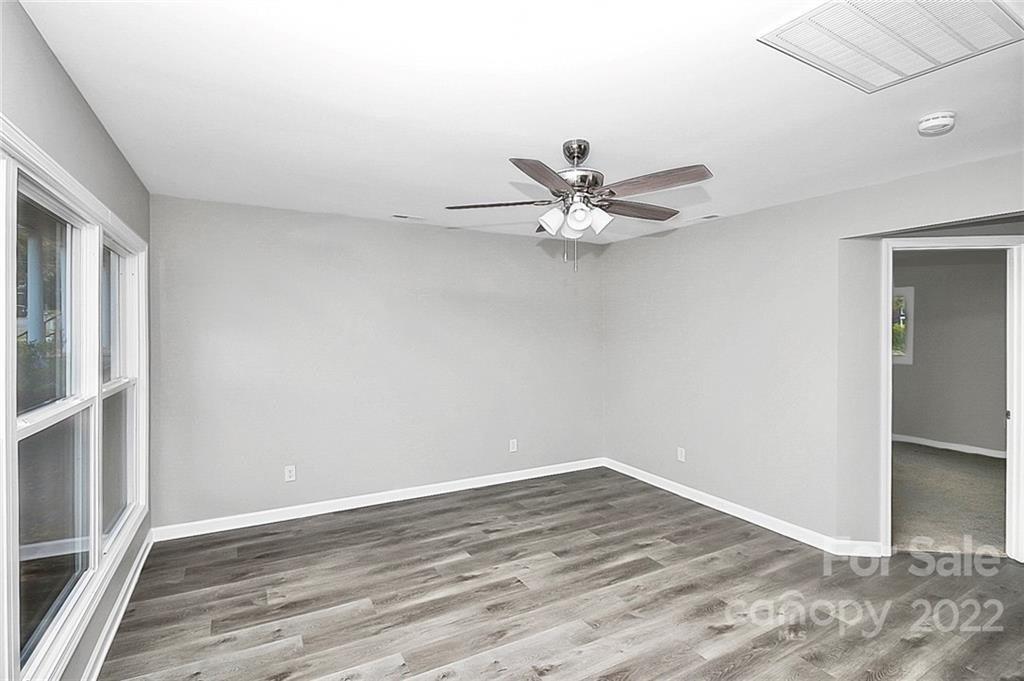 Fink Ave Nw, Concord, NC 28025