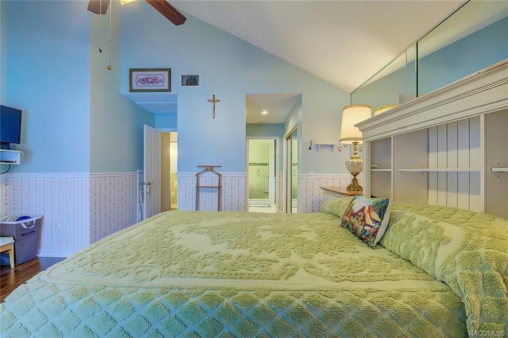 Greentree St, Homosassa, FL 34446