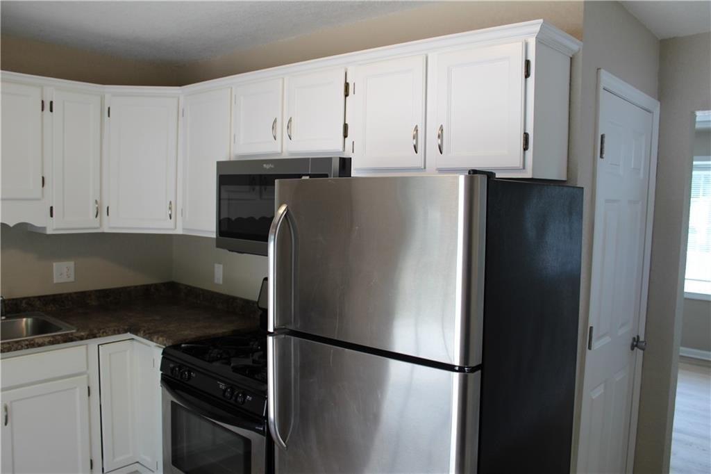 Cleveland Ave, Des Moines, IA 50317