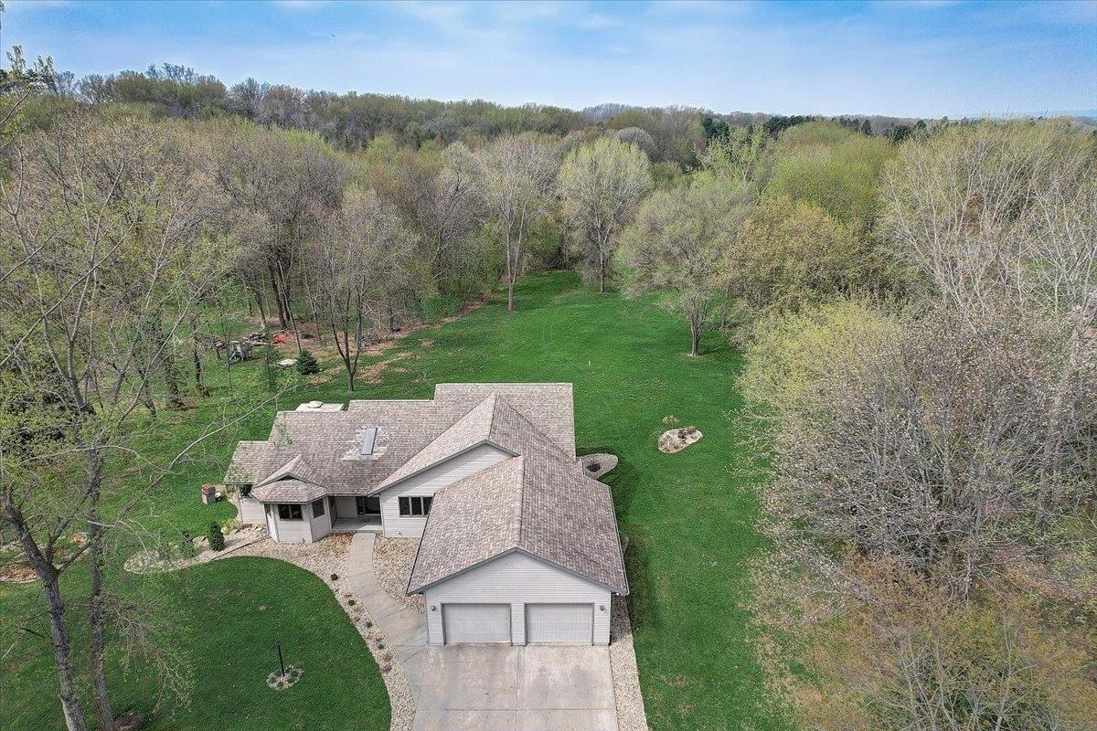 Lake Dr, Lodi, WI 53555