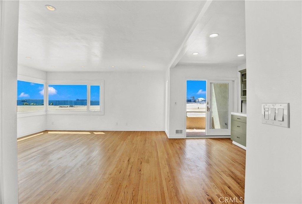 3rd Pl, Long Beach, CA 90802