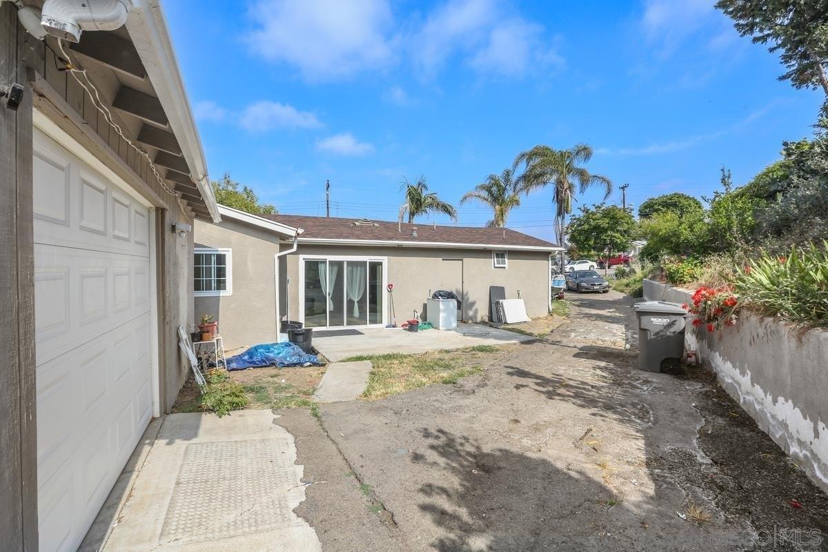Folkestone St, Spring Valley, CA 91977