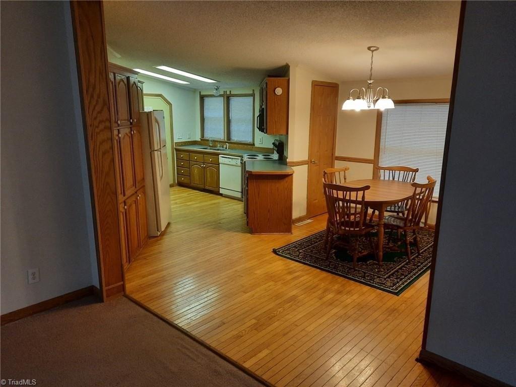 Tori Ln, Lexington, NC 27295