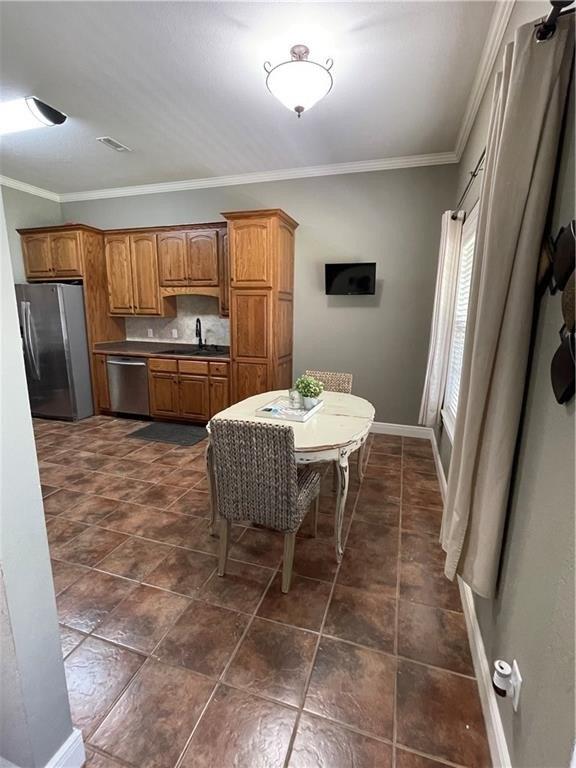 N Fox Meadows Ln, Fayetteville, AR 72704