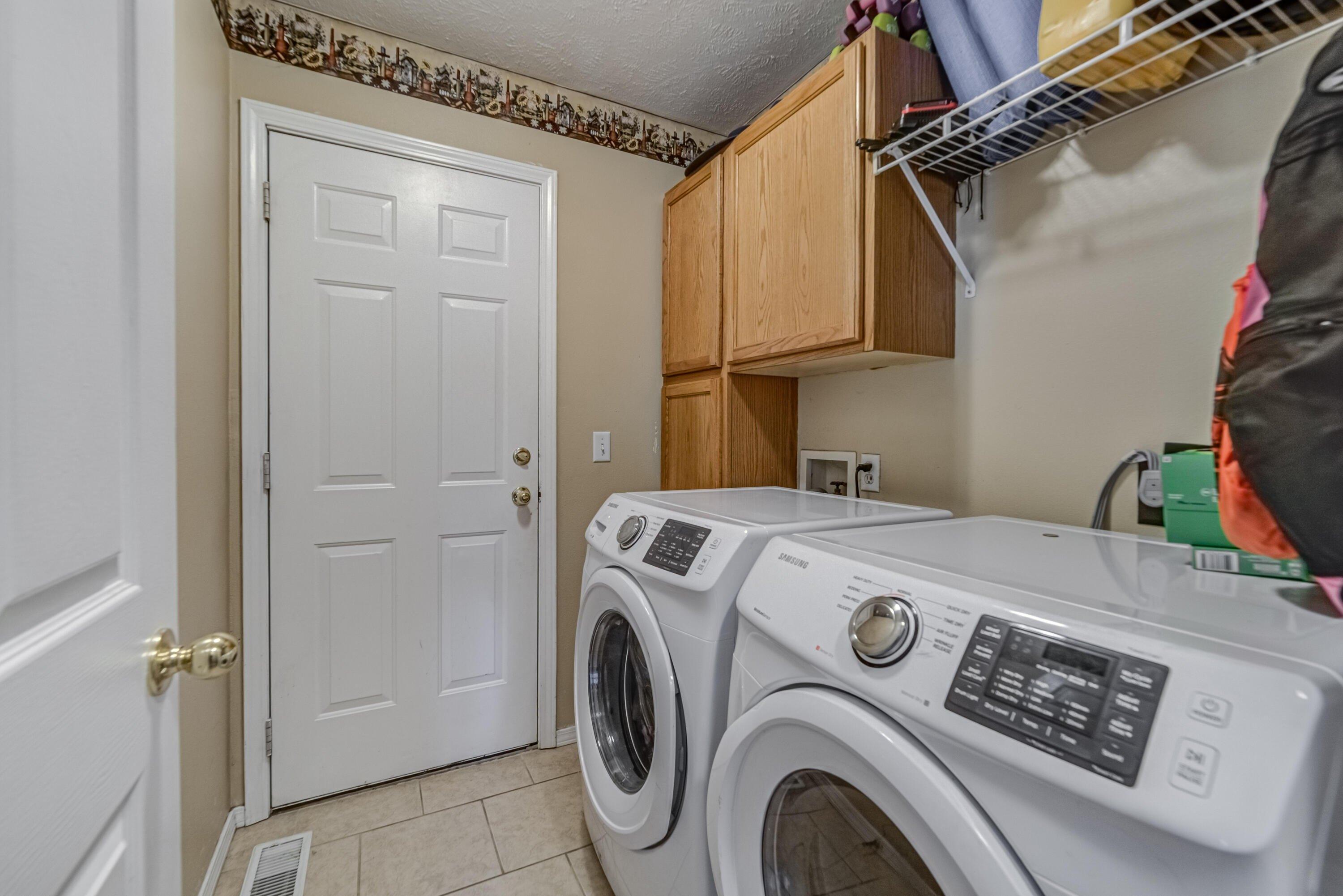 E Garland Ct, Republic, MO 65738