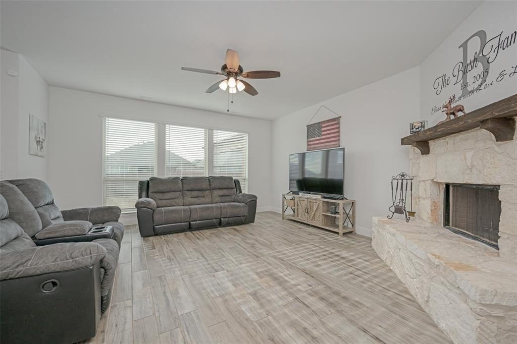 Misty Ridge Dr, Justin, TX 76247